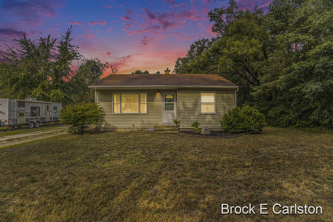 Lintner Rd, Muskegon, MI 49442