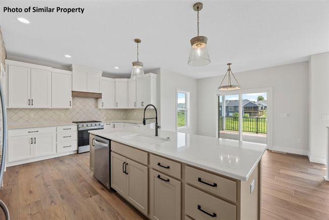 6706 Lauder Ln Ne, House other with 5 bedrooms, 3 bathrooms and null parking in Cedar Rapids IA | Image 9