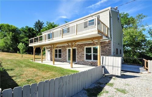 856 Amity Ridge Rd, Amity, PA, 15311-1318 | Card Image