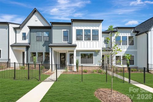 467 Nash St, Fort Mill, SC, 29715-7730 | Card Image
