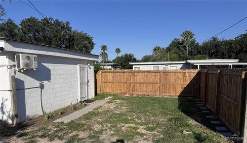 1220 S 8th Ave, Edinburg, TX, 78539-5508 | Card Image