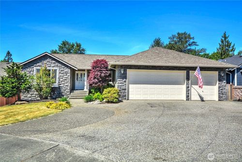 6116 72nd Dr Ne, Marysville, WA, 98270-8896 | Card Image