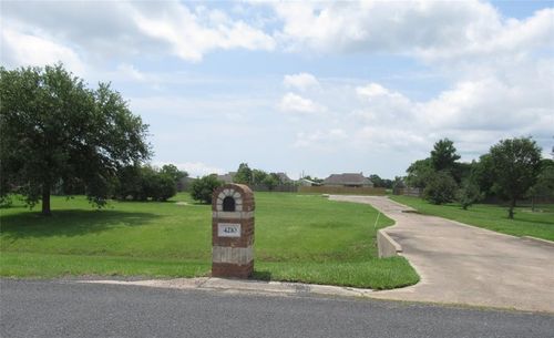 4210 Majestic Dr, Cove, TX, 77523-2048 | Card Image