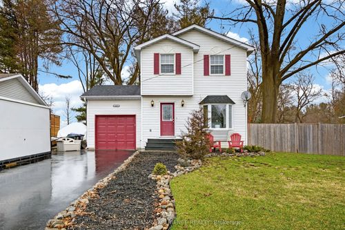 125 Simcoe St, Angus, ON, L0M1B0 | Card Image