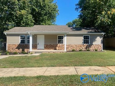 2311 E 14th Avenue, House other with 3 bedrooms, 1 bathrooms and null parking in Sheffield AL | Image 1