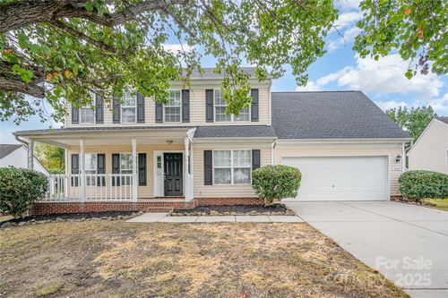 3749 Dashiel Dr, Charlotte, NC, 28262-2670 | Card Image