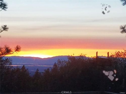 3512 Skycrest Dr, Oroville, CA, 95965-8055 | Card Image