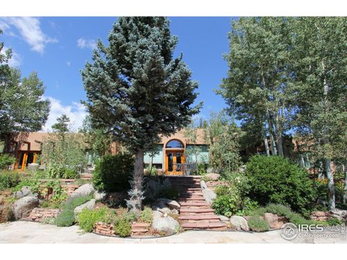 136 Old Post Office Rd, Boulder, CO, 80302-9235 | Card Image