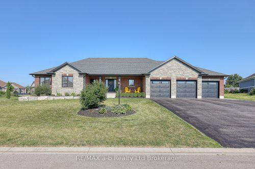 49286 Ashland Ave, Springfield, ON, N0L2J0 | Card Image