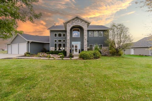 2490 5th Ave Se, Le Mars, IA, 51031-2826 | Card Image