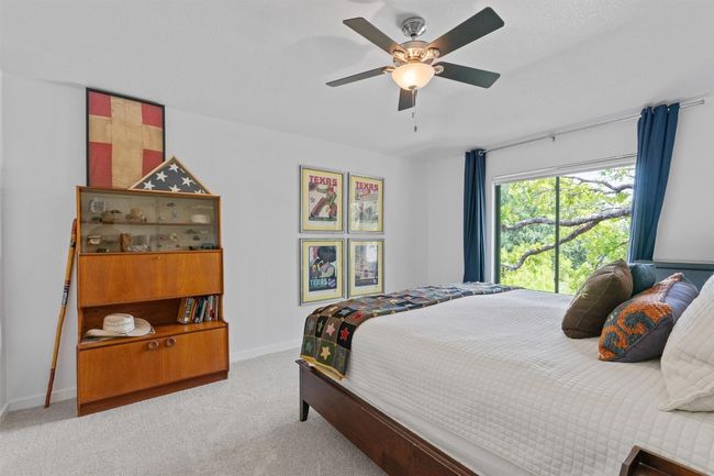 10933 Beachmont Ln, House other with 5 bedrooms, 3 bathrooms and 2 parking in Austin TX | Image 19