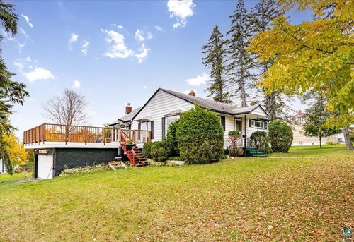 5228 Ivanhoe St, Duluth, MN, 55804 | Card Image