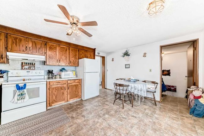 172 Big Hill Cir Se, House other with 3 bedrooms, 3 bathrooms and 2 parking in Airdrie AB | Image 9