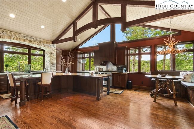 314 Mockingbird Ln, House other with 5 bedrooms, 5 bathrooms and null parking in Blowing Rock NC | Image 16