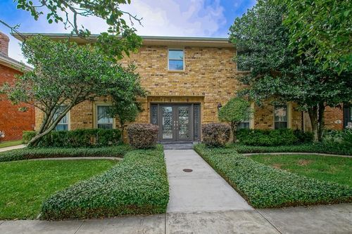 4705 Marseilles Pl, Metairie, LA, 70002-1541 | Card Image