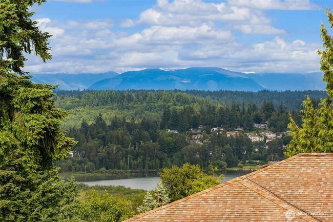 16375 Ne 44 Th Ct, House other with 3 bedrooms, 3 bathrooms and 3 parking in Redmond WA | Image 30