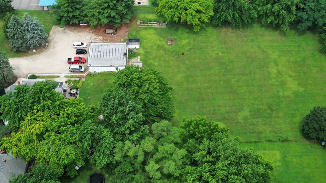 3914 N Richmond Rd, House other with 4 bedrooms, 3 bathrooms and 5 parking in Johnsburg IL | Image 4