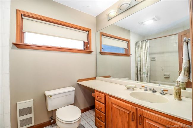 A full bathroom on the second floor. | Image 33