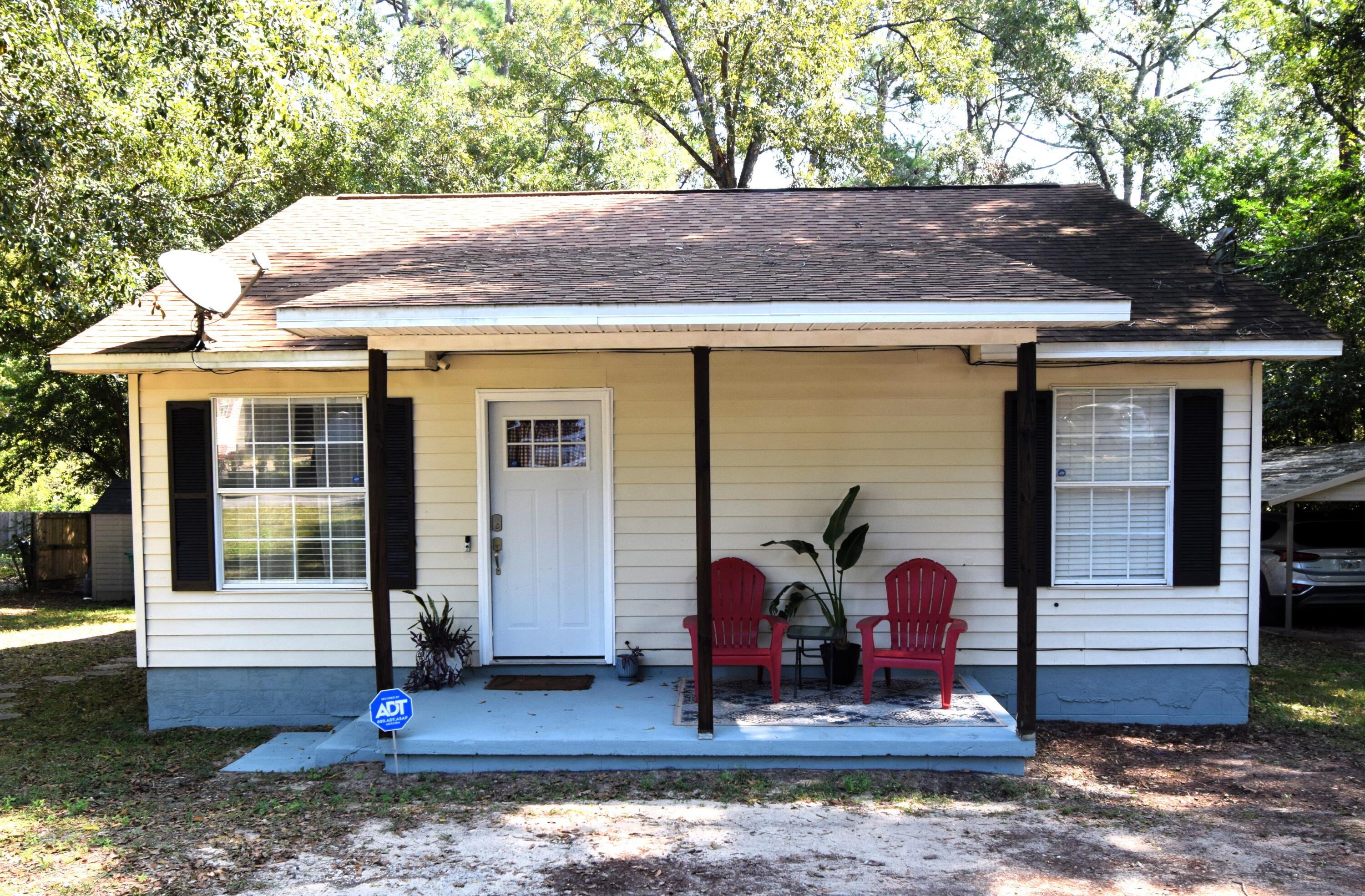 Cooper St, Crestview, FL 32539
