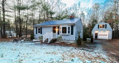 22 Andrews Rd, Tilton, NH, 03276-5211 | Card Image