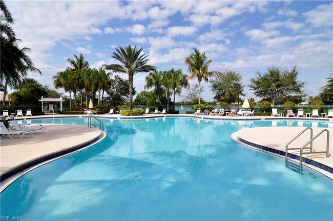 4255 Redonda Ln, Condo with 2 bedrooms, 2 bathrooms and 2 parking in NAPLES FL | Image 32