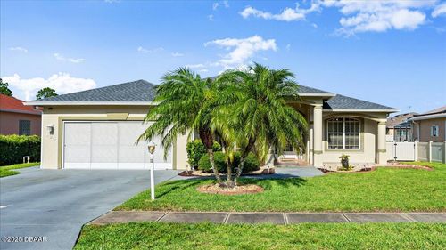 124 San Remo Dr, Edgewater, FL, 32141-5848 | Card Image