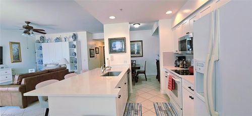 427-16615 Lake Circle Dr, Fort Myers, FL, 33908-5729 | Card Image