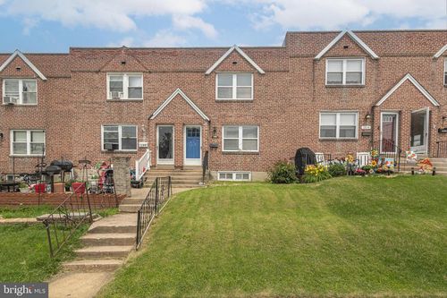 1222 E 10th St, EDDYSTONE, PA, 19022-1445 | Card Image