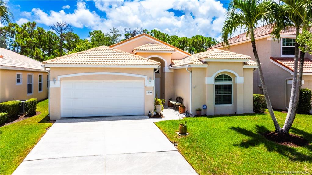 Twin Oaks Cir, Stuart, FL 34997