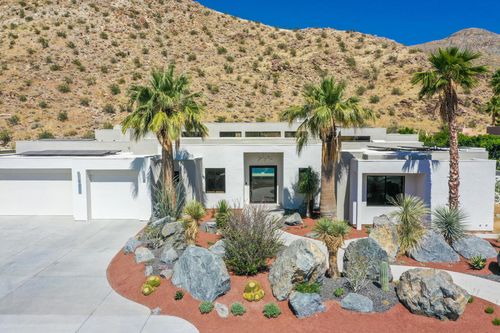3192 E Bogert Trl, Palm Springs, CA, 92264-9676 | Card Image