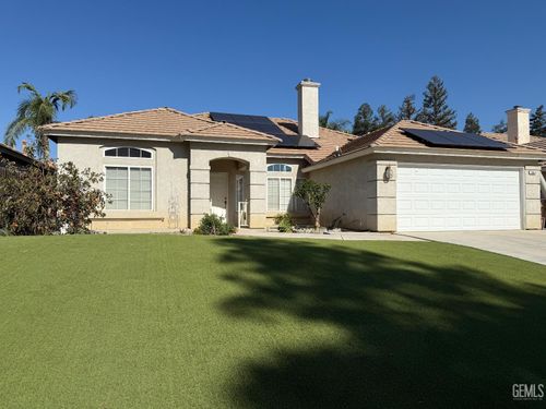 10904 Mirage Dr, Bakersfield, CA, 93311-2813 | Card Image