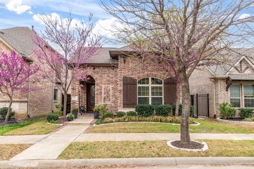 904 Enchanted Wood Dr, Arlington, TX, 76005-1146 | Card Image