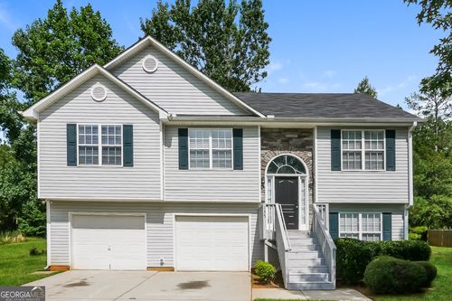 135 Tara Way, Covington, GA, 30016-8081 | Card Image