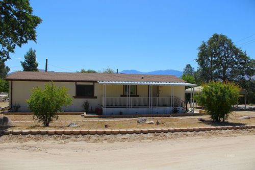 8 Quail Ln, Wofford Heights, CA, 93285-8026 | Card Image