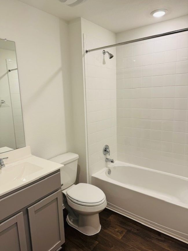409 Sandringham Loop, House other with 3 bedrooms, 2 bathrooms and 2 parking in Uhland TX | Image 11