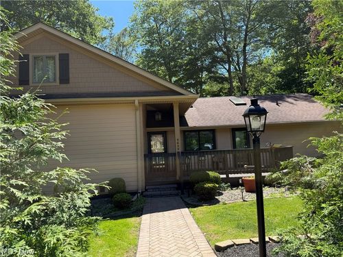 6409 Old Woods Rd, Ashtabula, OH, 44004-7543 | Card Image