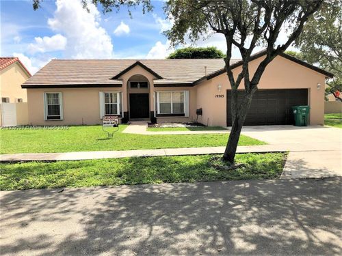 19303-19303 Nw 87th Ct Cir, Hialeah, FL, 33018 | Card Image