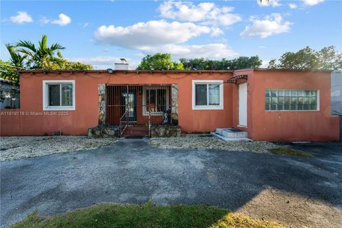 2840 Nw 4th St, Miami, FL, 33125-5048 | Card Image