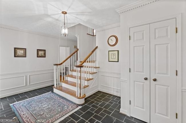 5018 Shadow Glen Ct, House other with 5 bedrooms, 3 bathrooms and 2 parking in Atlanta GA | Image 6
