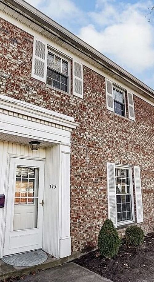 799 Clareridge Ln, Dayton, OH, 45458-2672 | Card Image