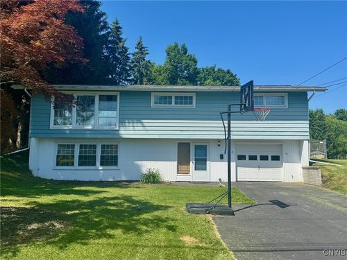 210 Wynnfield Dr, Syracuse, NY, 13219-2925 | Card Image