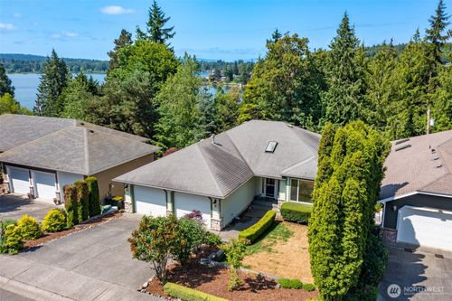 2921 Haggin St, Bellingham, WA, 98226-9431 | Card Image