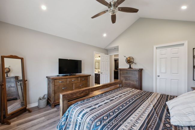 8924 Morris St, House other with 3 bedrooms, 3 bathrooms and 6 parking in Iona Station ON | Image 18