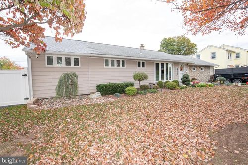 1309 Clyde Rd, WARMINSTER, PA, 18974-3947 | Card Image