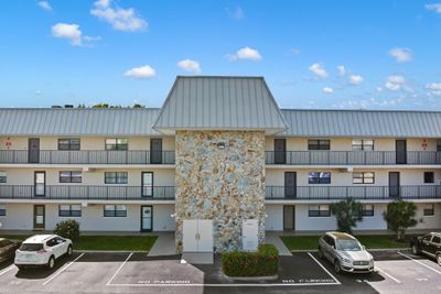 1124 - 325 Tangle Run Boulevard, Condo with 2 bedrooms, 2 bathrooms and null parking in Melbourne FL | Image 2