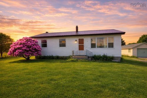 11 Bison Dr, Sydney, NS, B1N1P5 | Card Image