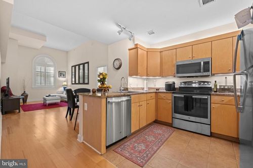 apt-128-631 D St Nw, WASHINGTON, DC, 20004-2914 | Card Image