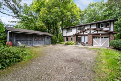155 Ridge Rd E, Grimsby, ON, L3M4E7 | Card Image
