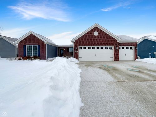 1302 Old Market Sq, Greenwood, IN, 46143-5532 | Card Image