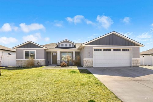 975 Blueridge Dr, Kimberly, ID, 83341-1830 | Card Image
